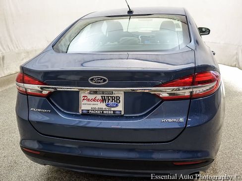 Certified 2018 Ford Fusion S FWD image 7