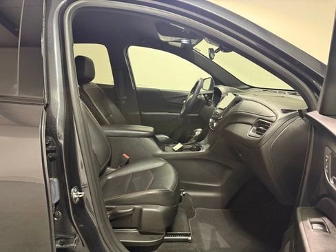 Certified 2022 Chevrolet Equinox RS w/ RS Leather Package image 26