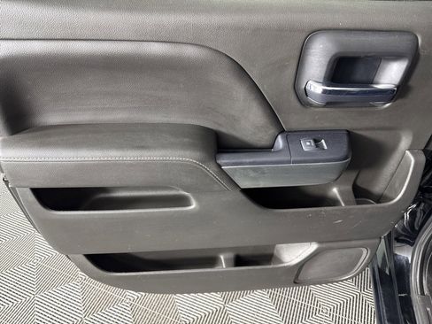 Used 2018 Chevrolet Silverado 1500 LT w/ All Star Edition image 27