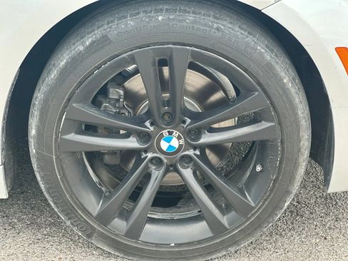 Used 2017 BMW 330i Sedan RWD image 28
