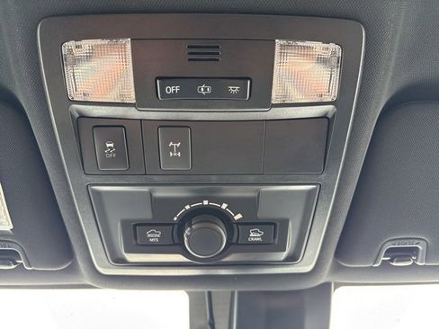 Used 2019 Toyota Tacoma TRD Off-Road image 29