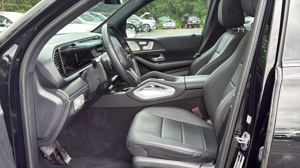 Used 2023 Mercedes-Benz GLE 450 4MATIC w/ AMG Line Exterior image 22
