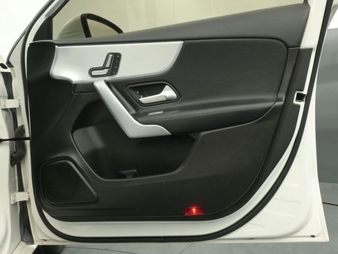 Used 2019 Mercedes-Benz A 220 image 18