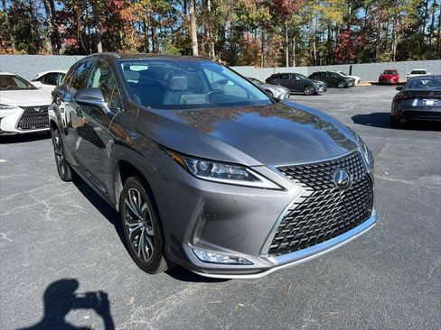 Certified 2022 Lexus RX 350 FWD w/ Premium Package image 4