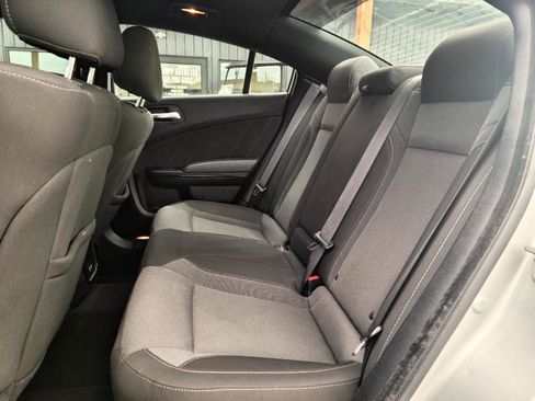 Used 2022 Dodge Charger SXT w/ Driver Convenience Group AWD/4WD image 14