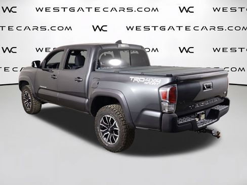 Used 2020 Toyota Tacoma TRD Sport AWD/4WD image 48