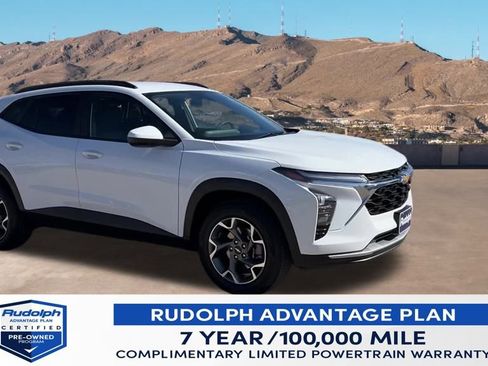 Used 2025 Chevrolet Trax LT image 8