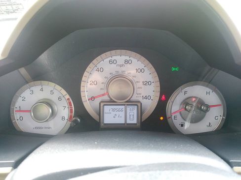 Used 2011 Honda Pilot EX-L image 11