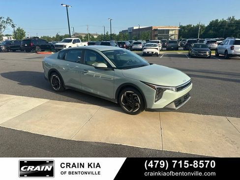 Certified 2025 Kia K4 EX FWD image 2