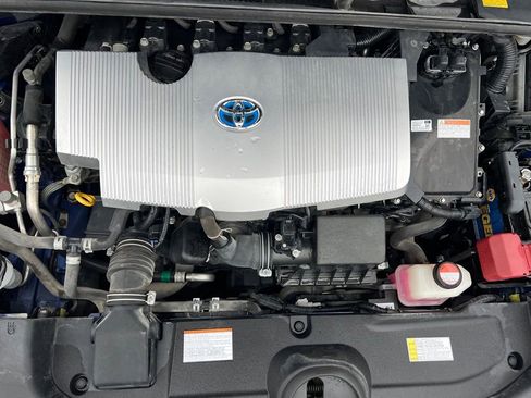 Used 2016 Toyota Prius Four Touring w/ Premium Convenience Package FWD image 42