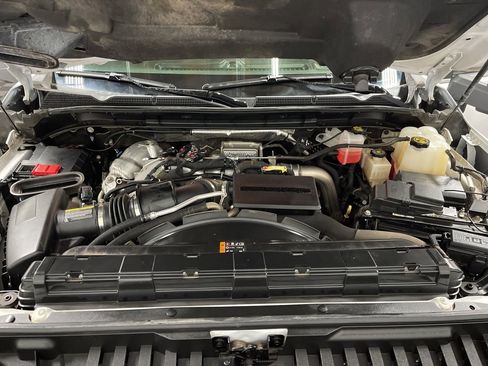 Used 2022 GMC Sierra 3500 Denali image 39