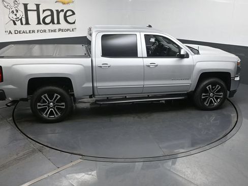 Used 2017 Chevrolet Silverado 1500 LT w/ All Star Edition AWD/4WD image 39