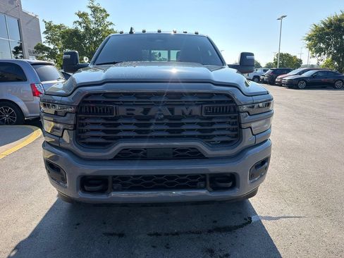 Used 2026 RAM 2500 Big Horn AWD/4WD image 2