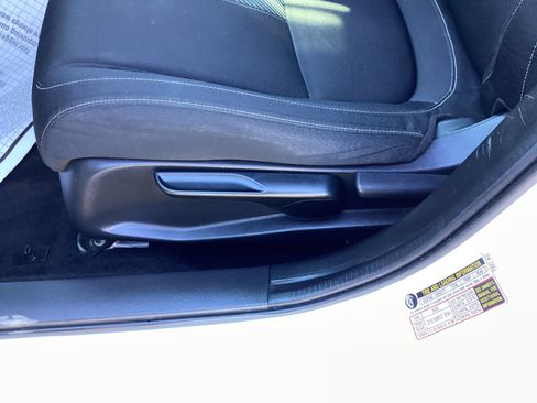 Used 2019 Honda Civic EX image 24