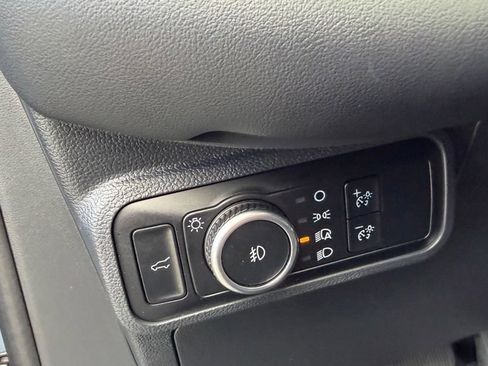 Used 2025 Ford Explorer ST AWD/4WD image 13