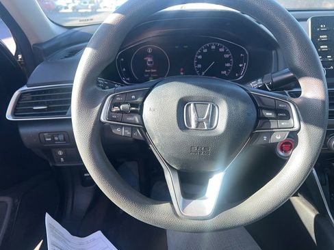 Used 2018 Honda Accord LX image 5