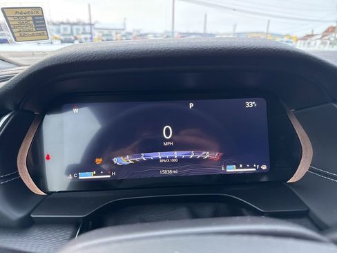 Used 2024 Jeep Grand Cherokee Laredo X image 53