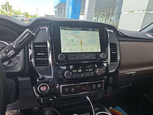 Used 2024 Nissan Titan Platinum Reserve RWD image 4