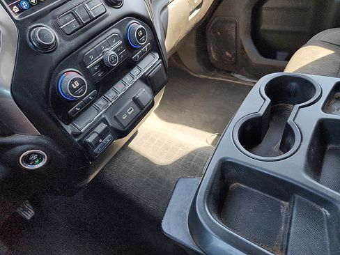 Used 2023 Chevrolet Silverado 2500 LT w/ Convenience Package image 12