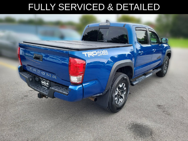 Used 2017 Toyota Tacoma TRD Off-Road w/ Premium & Technology Package AWD/4WD image 5
