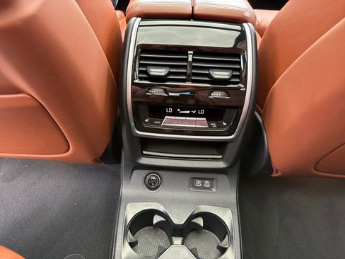 Used 2023 BMW X7 M60i w/ Executive Package image 26