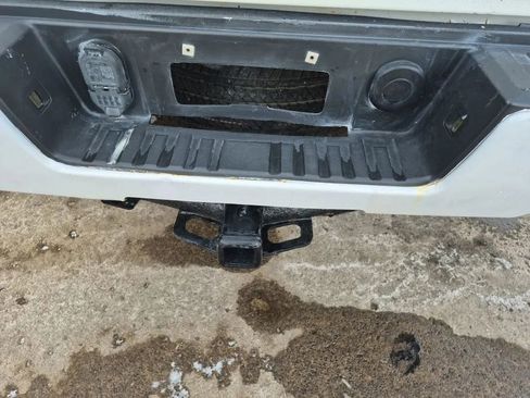 Used 2015 Chevrolet Silverado 1500 W/T image 11