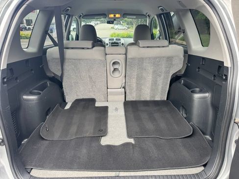 Used 2011 Toyota RAV4 4WD w/ Base L4 Extra Value Pkg image 16