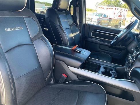 Used 2022 RAM 2500 Laramie w/ Night Edition image 7