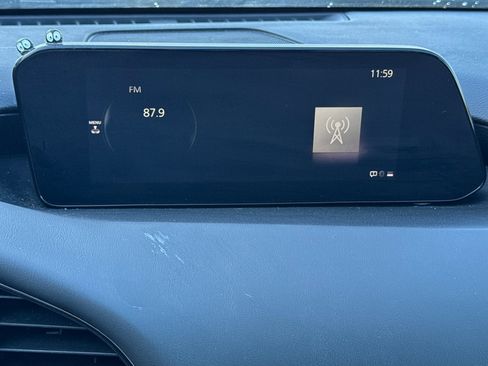 Used 2021 MAZDA MAZDA3 s image 17