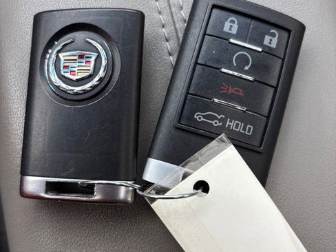 Used 2014 Cadillac XTS Luxury w/ Driver Awareness Package image 18