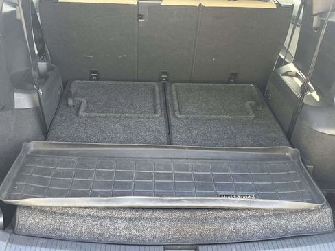 Used 2020 Volkswagen Tiguan SEL Premium R-Line w/ 3rd Row Seat Package image 17