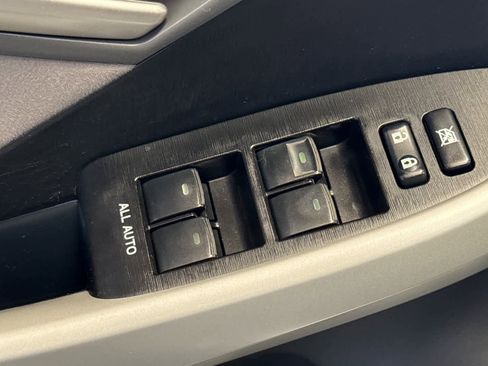 Used 2012 Toyota Prius Prime Plug-In Hybrid image 11