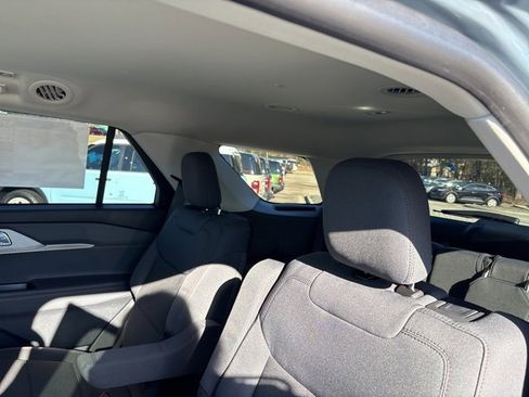 New 2026 Ford Explorer Active image 33