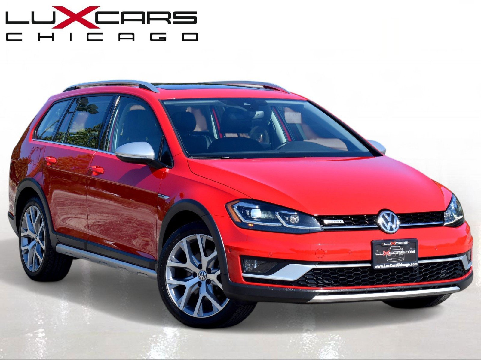 Used 2018 Volkswagen Golf Alltrack AWD/4WD image 1