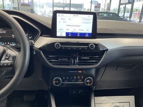Used 2020 Ford Escape SE AWD/4WD image 17