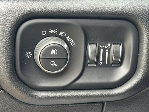 Used 2025 RAM 1500 Laramie w/ Sport Appearance Package image 13