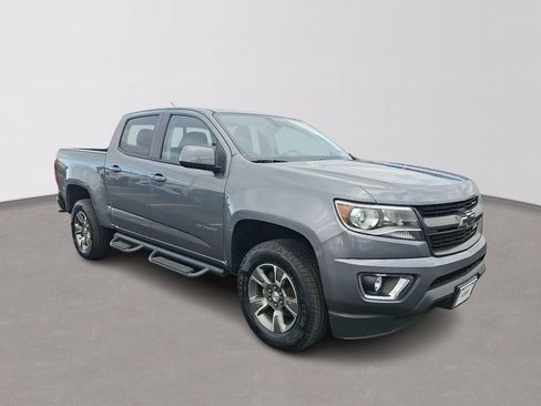Used 2019 Chevrolet Colorado Z71 image 3