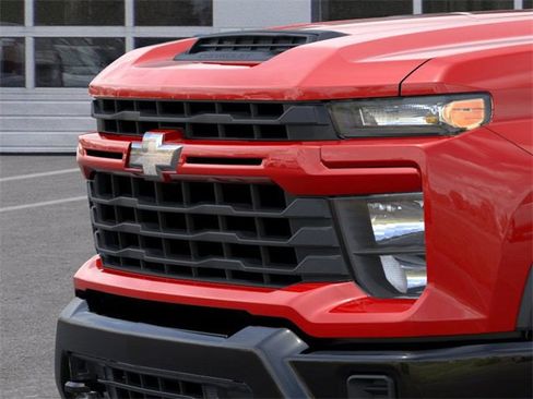 New 2026 Chevrolet Silverado 2500 Custom w/ Z71 Off-Road Package image 13