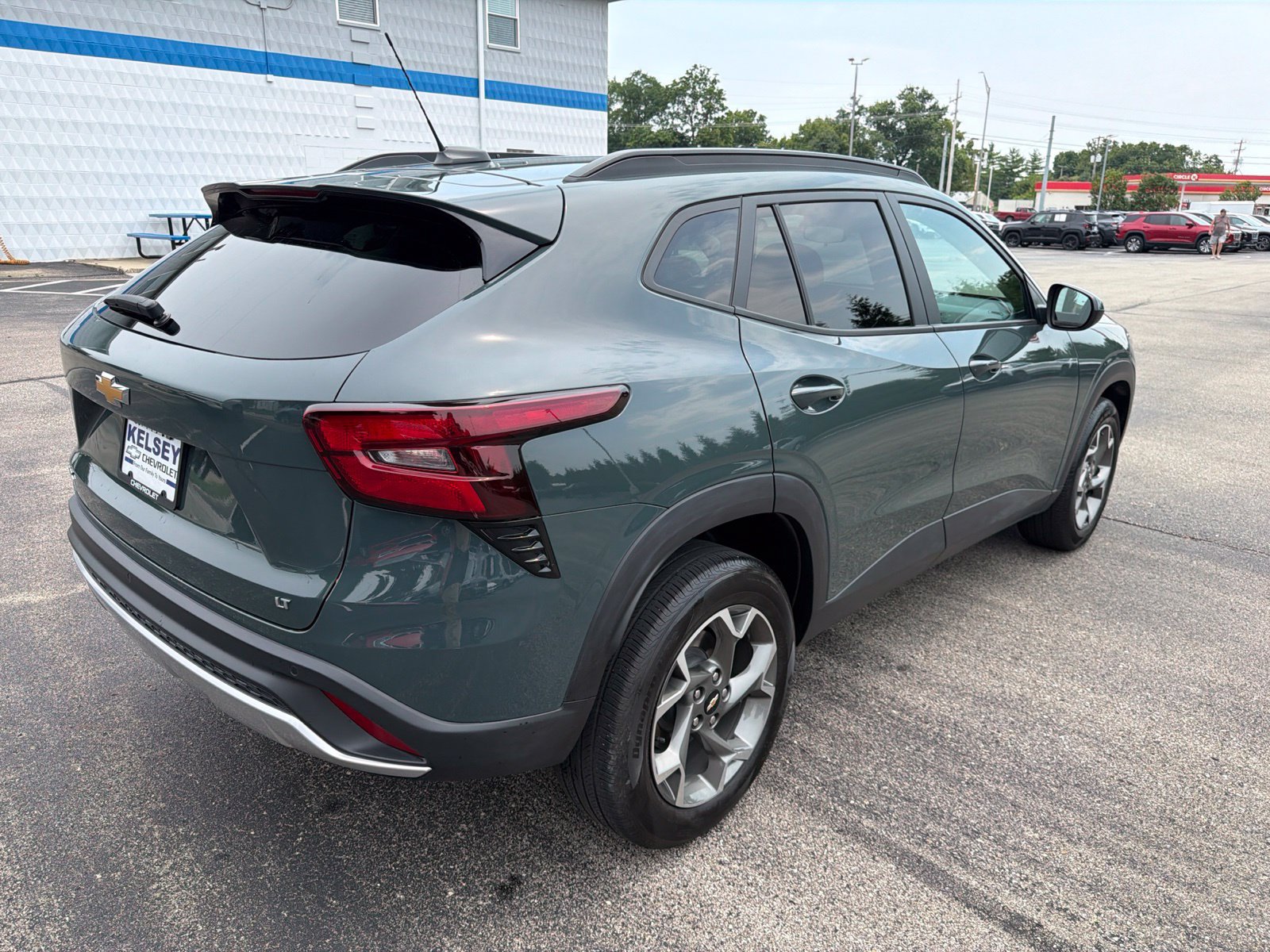 Used 2025 Chevrolet Trax LT w/ Driver Confidence Package FWD image 5