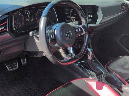 Used 2019 Volkswagen Jetta GLI FWD image 10