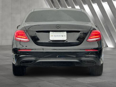 Used 2017 Mercedes-Benz E 300 image 5