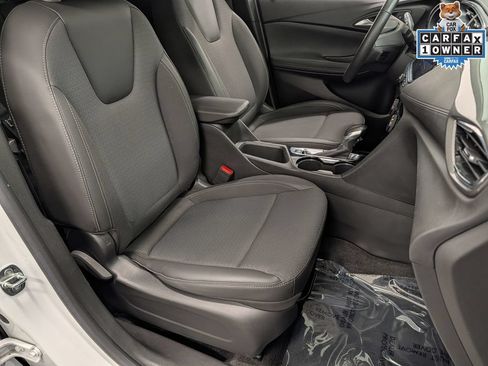 Used 2023 Buick Encore GX Preferred w/ Cold Weather Comfort Package FWD image 33