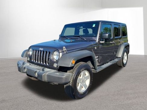 Used 2018 Jeep Wrangler Unlimited Sport S AWD/4WD image 12