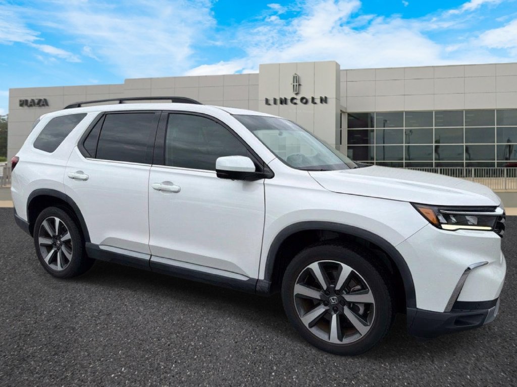 Used 2023 Honda Pilot Elite image 1