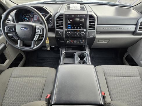 Used 2019 Ford F450 XLT w/ XLT Premium Package image 14