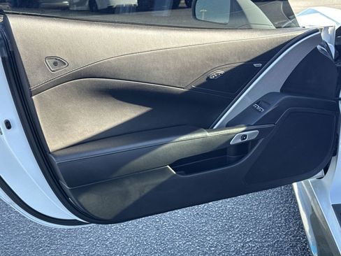 Used 2016 Chevrolet Corvette Stingray Coupe image 14