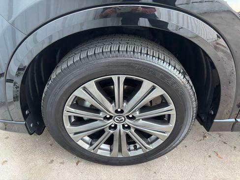 Certified 2025 MAZDA CX-5 Signature image 12