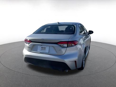 Used 2025 Toyota Corolla LE image 14