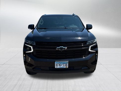 Used 2023 Chevrolet Suburban RST w/ Luxury Package AWD/4WD image 2