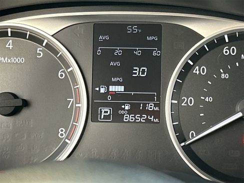 Used 2021 Nissan Kicks S image 28